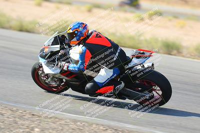 media/Oct-16-2022-TrackXperience (Sun) [[236a00b5b6]]/Group 3/session 2 turn 11/